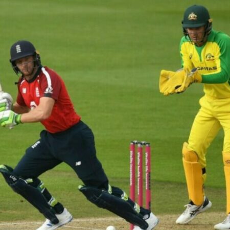 AUS vs ENG: 3rd ODI , Australia and England